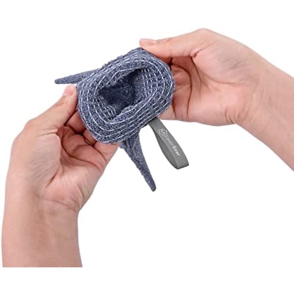 Exfoliating Spa Bath Shower Body Scrubber Dead Skin Remover Mitt Gloves 2 Pairs - Picture 4 of 4